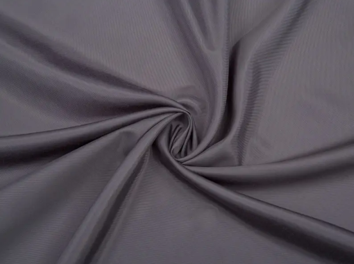 প্রতিটি পোশাকের জন্য সেরা পোশাকের আস্তরণের কাপড় বেছে নেওয়ার জন্য চূড়ান্ত গাইড